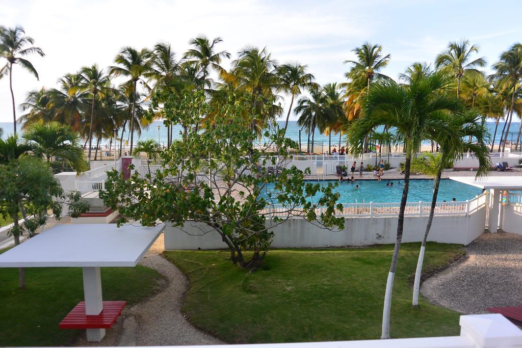 Cozy Beachfront Studio San Juan Exterior foto